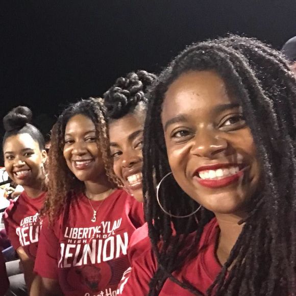 Meet your Posher, Ashley - Picture 1 of 1